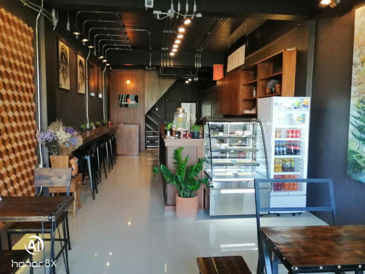 Ban Fang Min Jaidee Cafe & Hostel Chiangrai מראה חיצוני תמונה