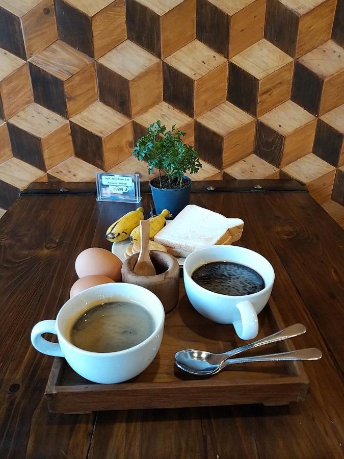 Ban Fang Min Jaidee Cafe & Hostel Chiangrai מראה חיצוני תמונה